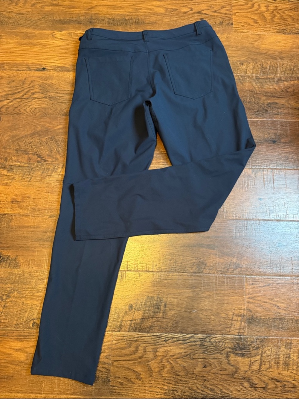 Men’s Lululemon ABC pants in 32W 33L True Navy color. Classic fit. - Picture 4 of 5